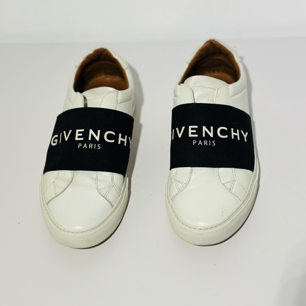 Givenchy Urban Street Knot White Black Logo Low Top Sneakers Shoes | Size 7.5